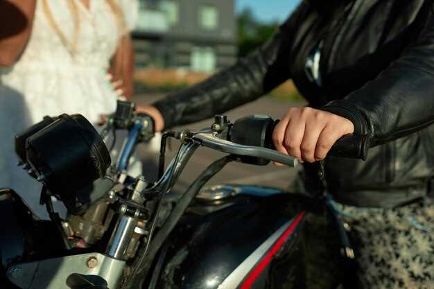 Tips for Maintaining Clear Communication While Riding in Large Groups