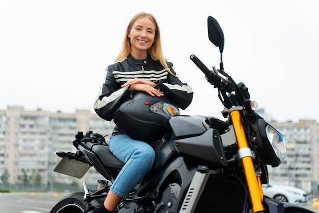 Safety Tips and Accessories for New Motorcycle Riders